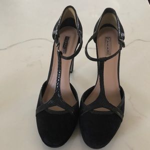 Tahari Angela T-strap Suede Platform Heels Black 8